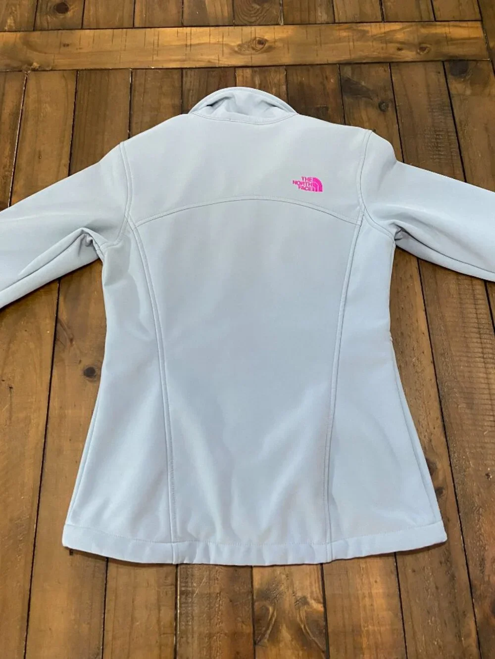 The North Face Apex Bionic Softshell - Grey & Pink Gorpcore essential!‎ 🌬️